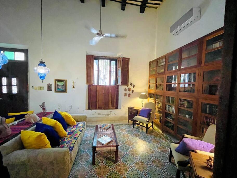 House Dzalbay Santa Lucia With Hot Tub Villa Mérida Exterior foto